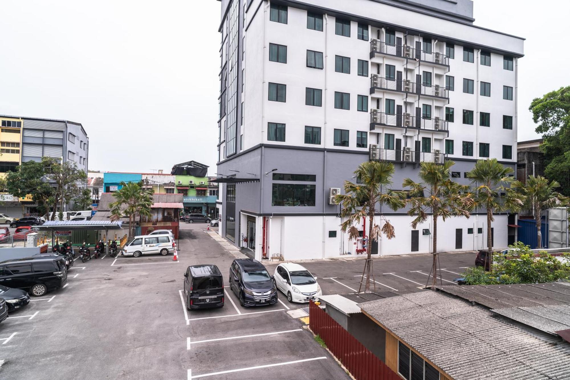 Dj Citi Plaza Hotel & Suites Kuala Terengganu Extérieur photo